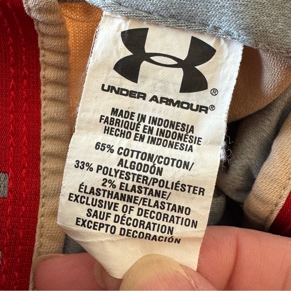 Under Armour Tan Chinos with Straight Leg Design - Picture 5 of 8